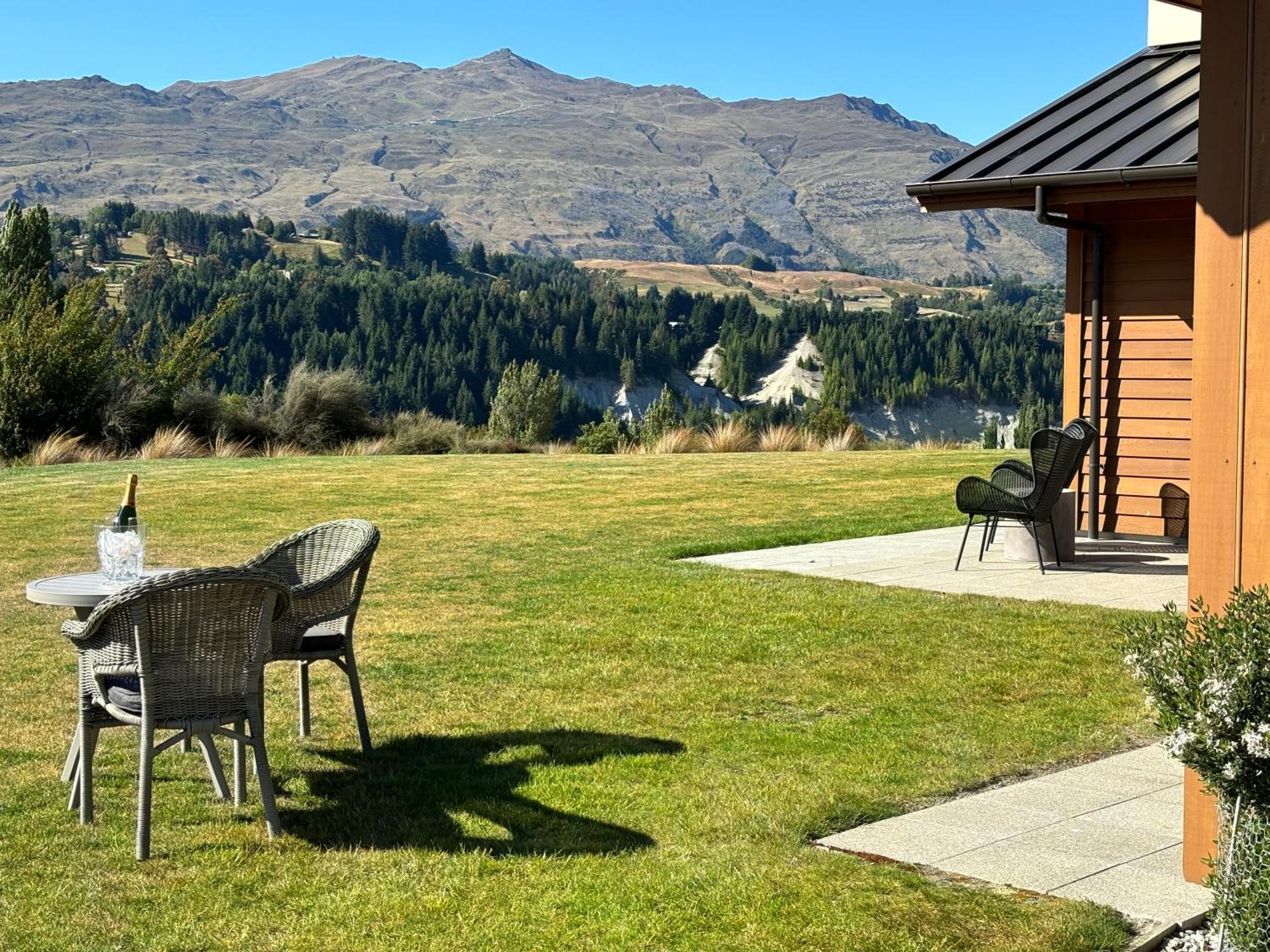Tucker Beach Private Exclusive Retreat Квінстаун Номер фото